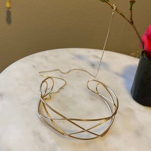 Minimalist choker